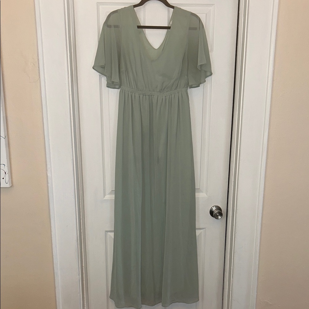 Elegant Green Maxi Dress